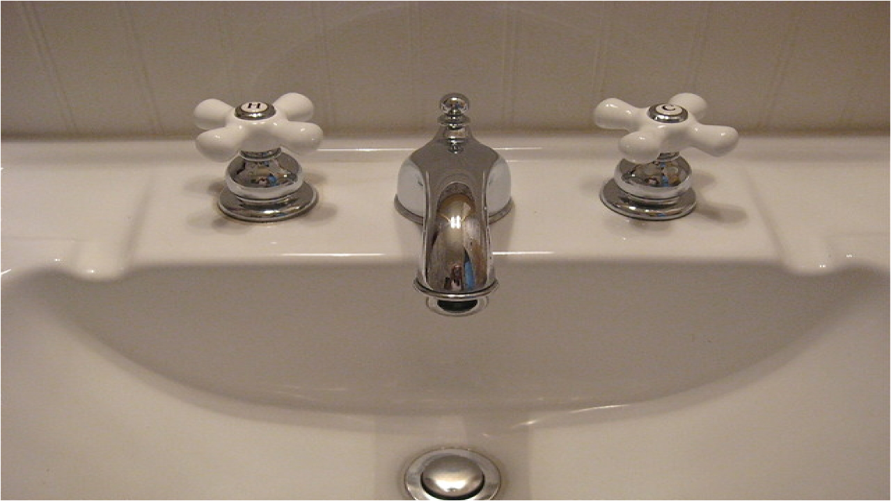 types of bathtub faucet handles leaking outdoor faucet