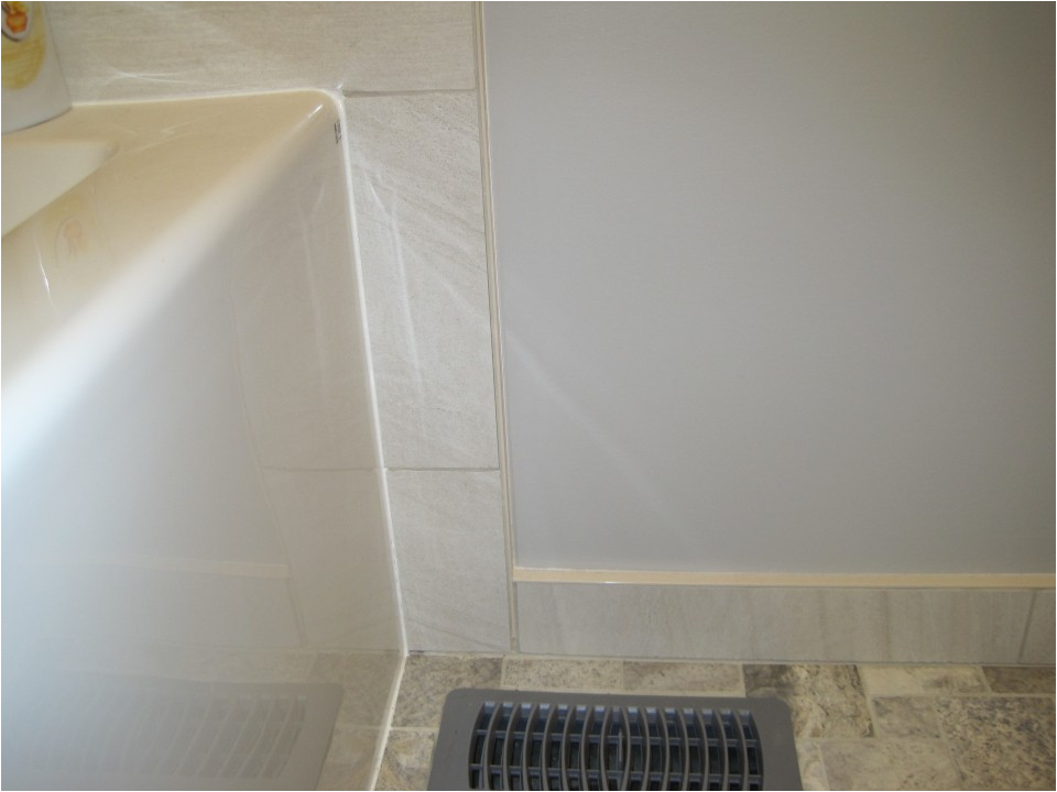 Ditra Connection to Bathtub Surround Tiled Tub Surround Shower