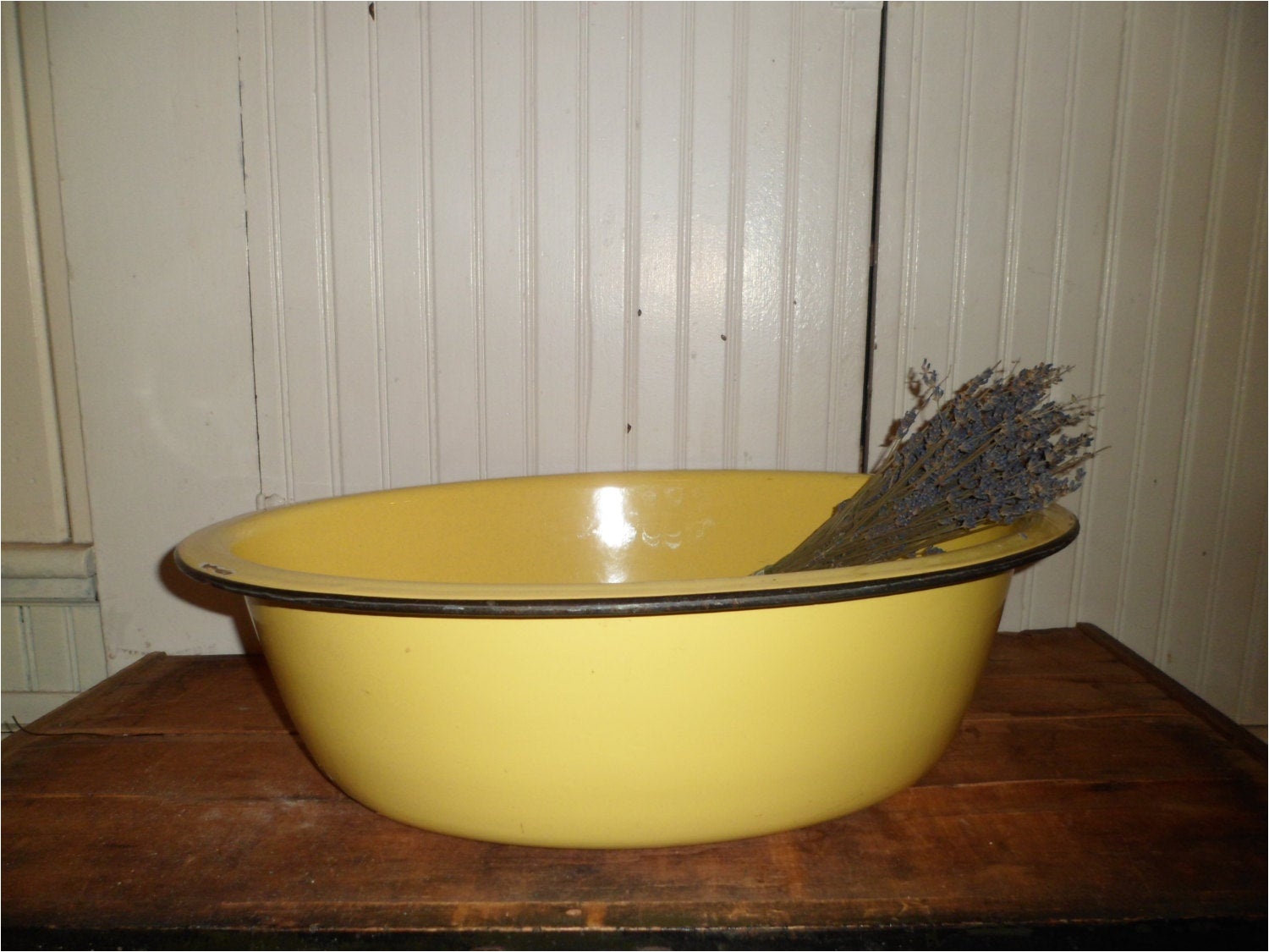 rare bright yellow enamel baby bath tub