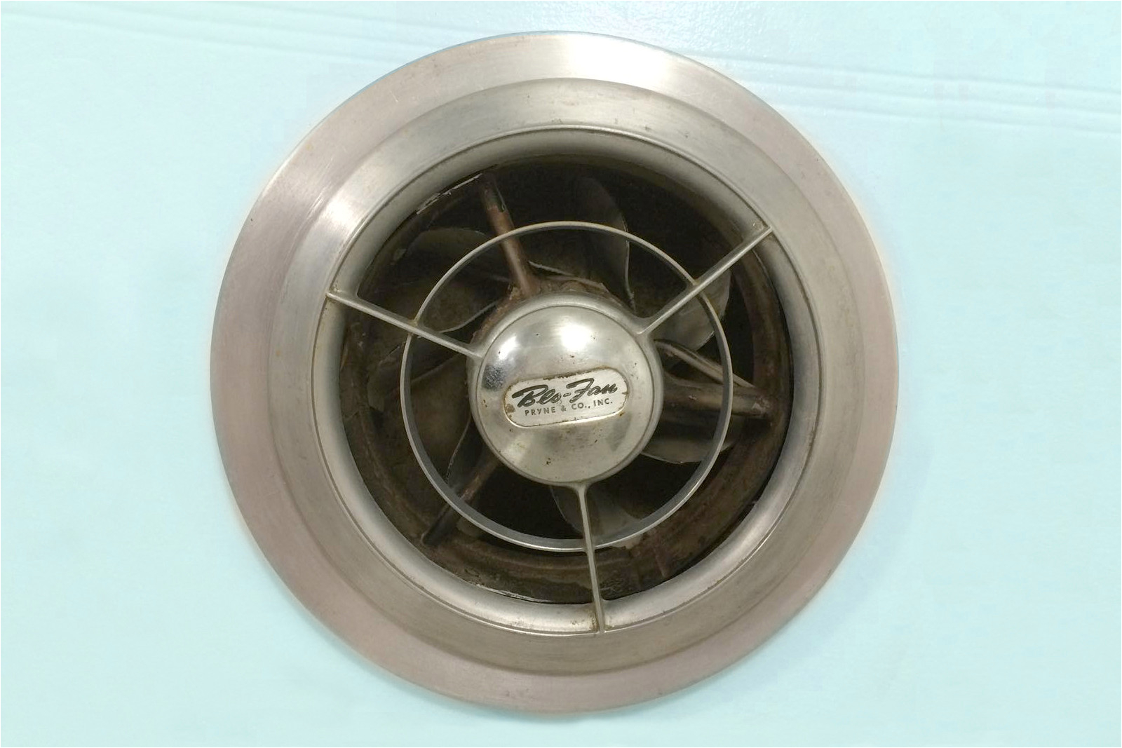 how to install bathroom exhaust fan