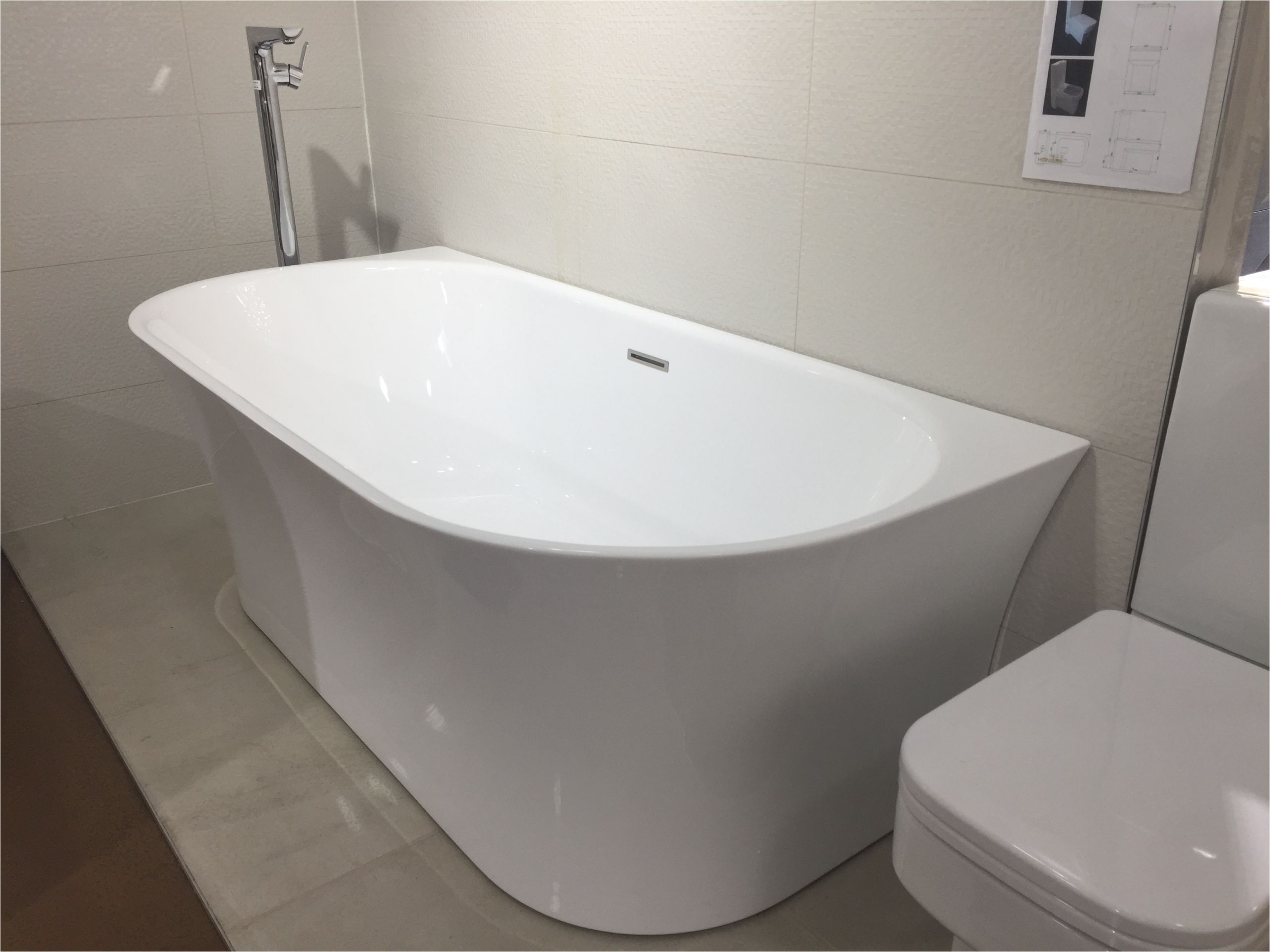 new arrival btw freestanding bath tub 2