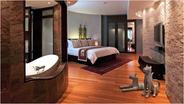 freestanding bathtub in the bedroom no clear separation of bath 1046