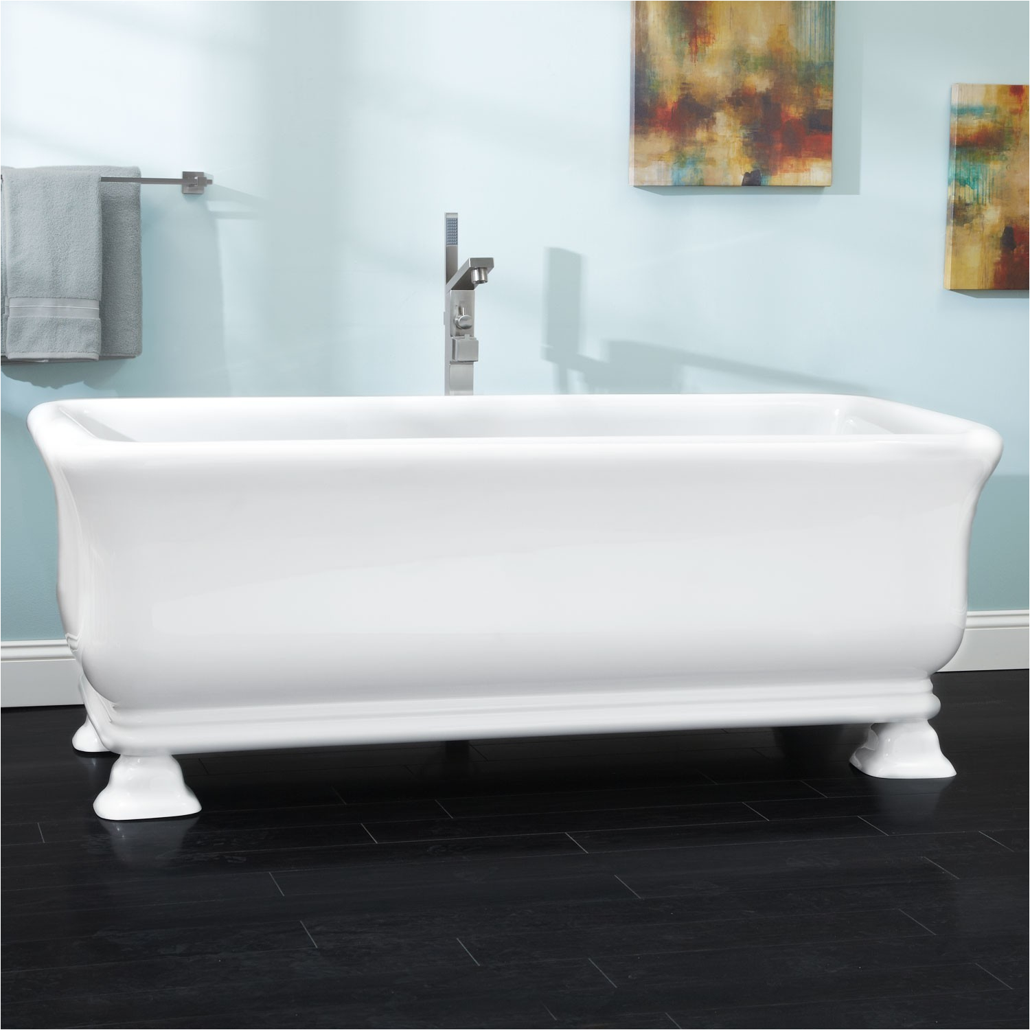 square bathtub