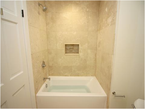 jacuzzi j1s6032br xw white 60 x 32 signature three wall alcove soaking bathtub with right drain tiling flange and skirt