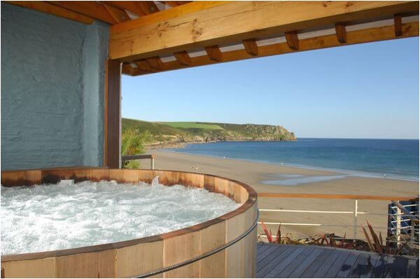 Jacuzzi Bathtubs Uk 8 Stunning Uk Hotels Featuring Luxurious Outdoor Hot Tubs