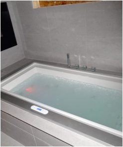 whirlpool bathtub 4