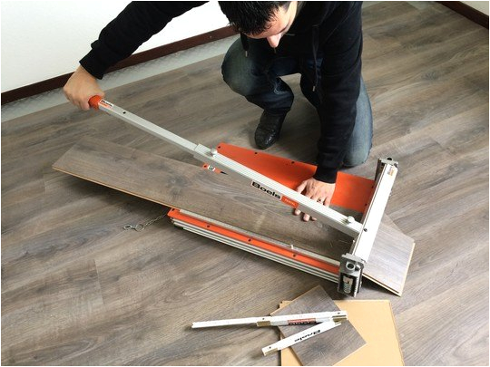 laminate flooring cutter