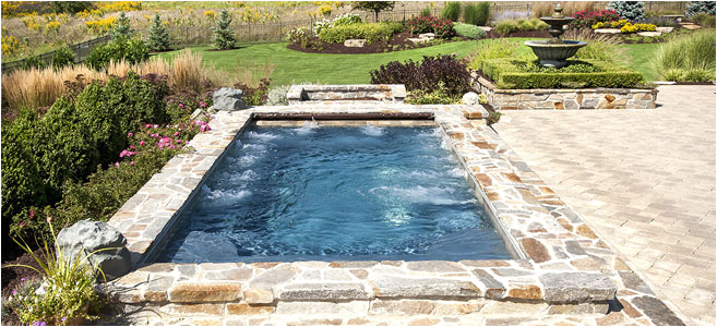 oversize and large pool spas in chicago