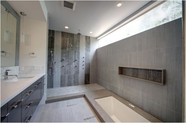 15 beautiful bathrooms featuring sunken bathtubs