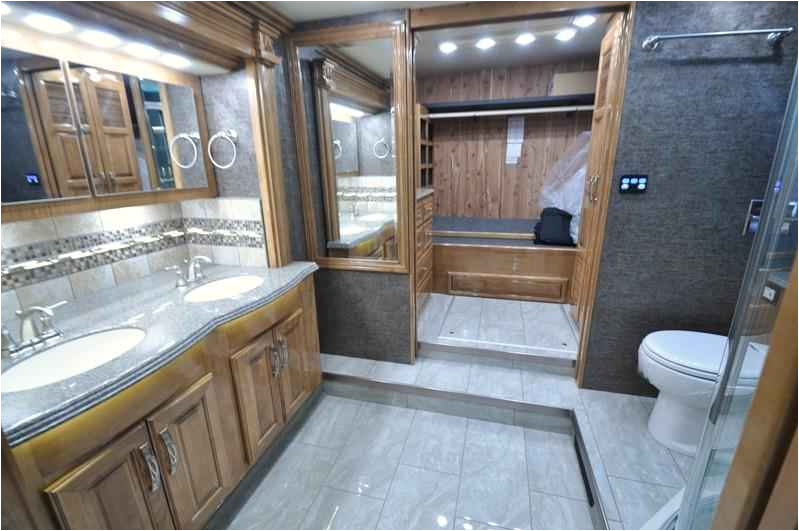 vehiclev2 2 2017 New American Coach American Dream 45T 600HP Bath 1 2 Luxury RV For Sale Class A in Texas TX