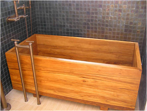 bath in wood