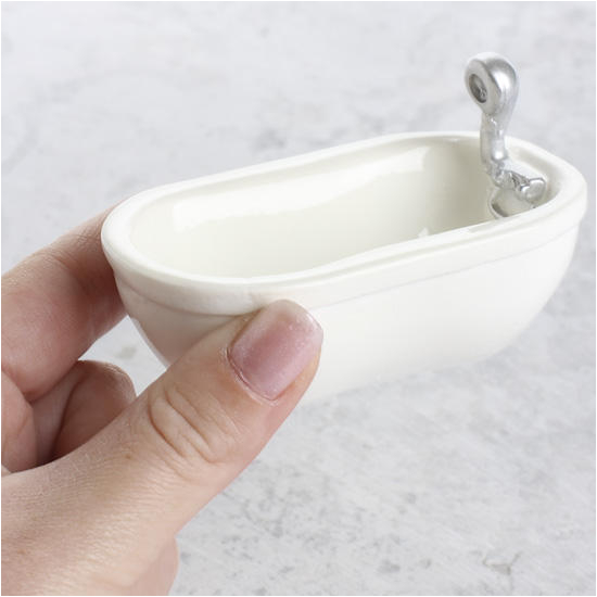 Mini Bathtubs for Sale Miniature Porcelain Look Bathtub What S New Dollhouse