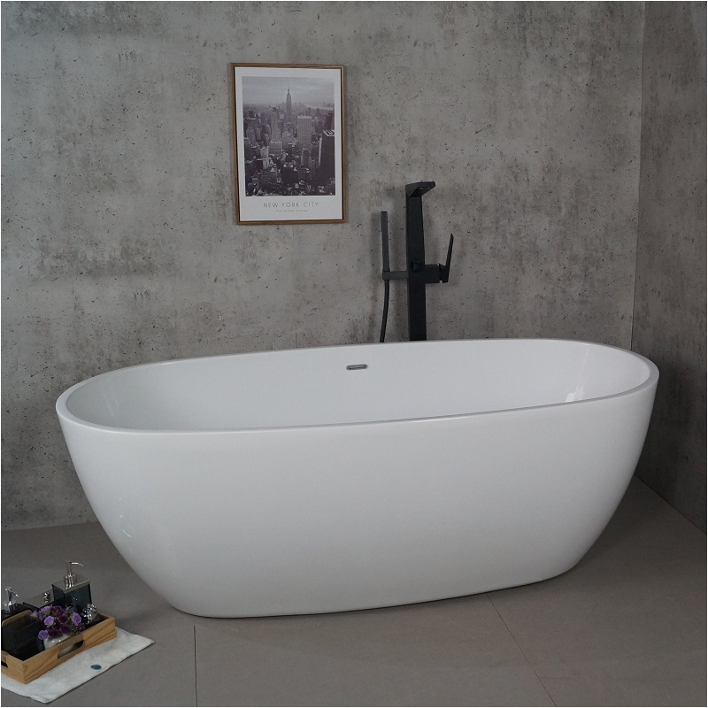 freestanding acrylic bathtub