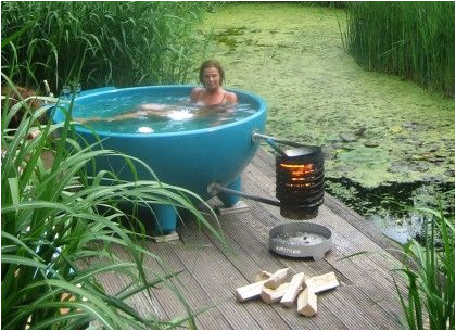 outdoor clawfoot bathtub