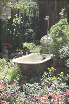 outdoor clawfoot bathtub