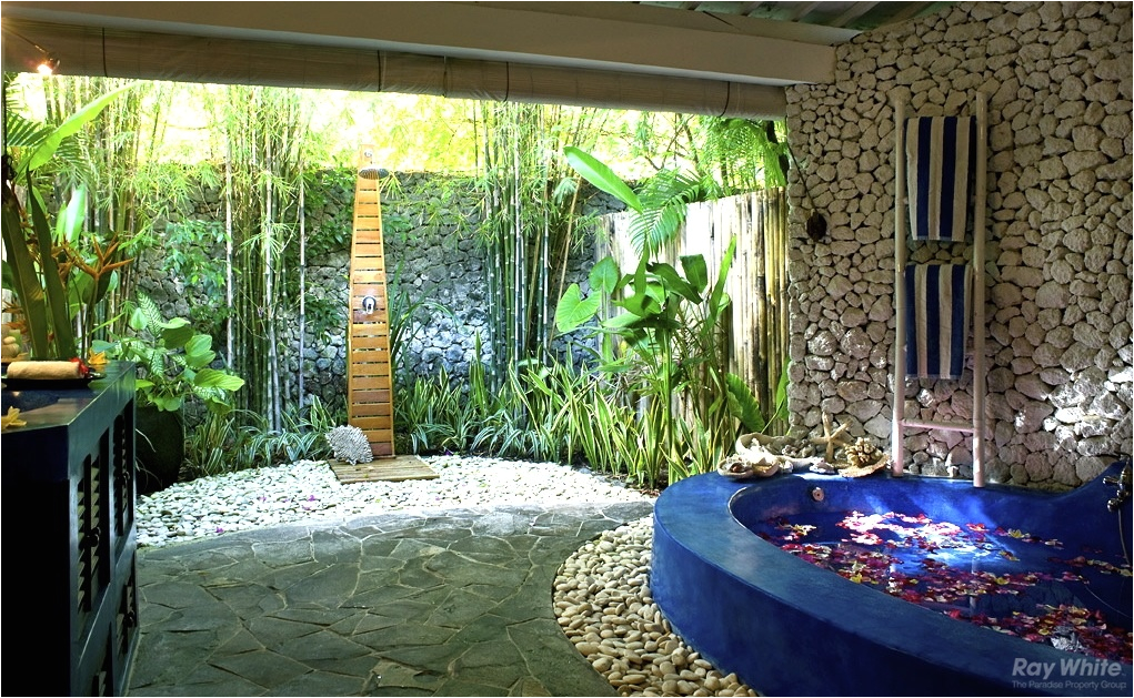 outdoor shower ideas