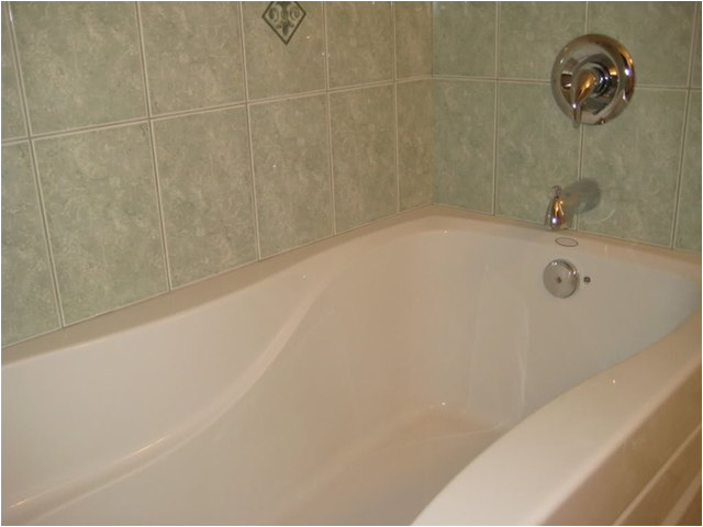 Paint to Reglaze Bathtub How to Refinish An Acrylic Tub