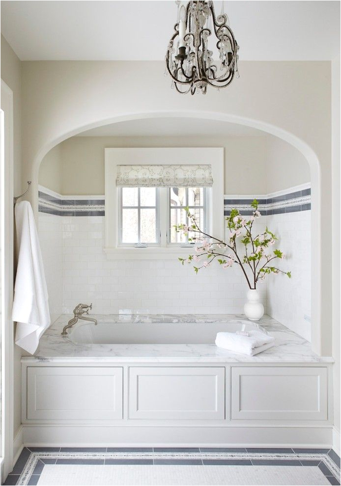 bathtub surround