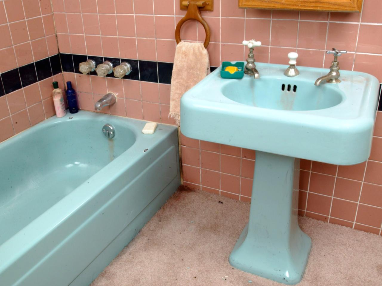 1950s bathroom tiles designs
