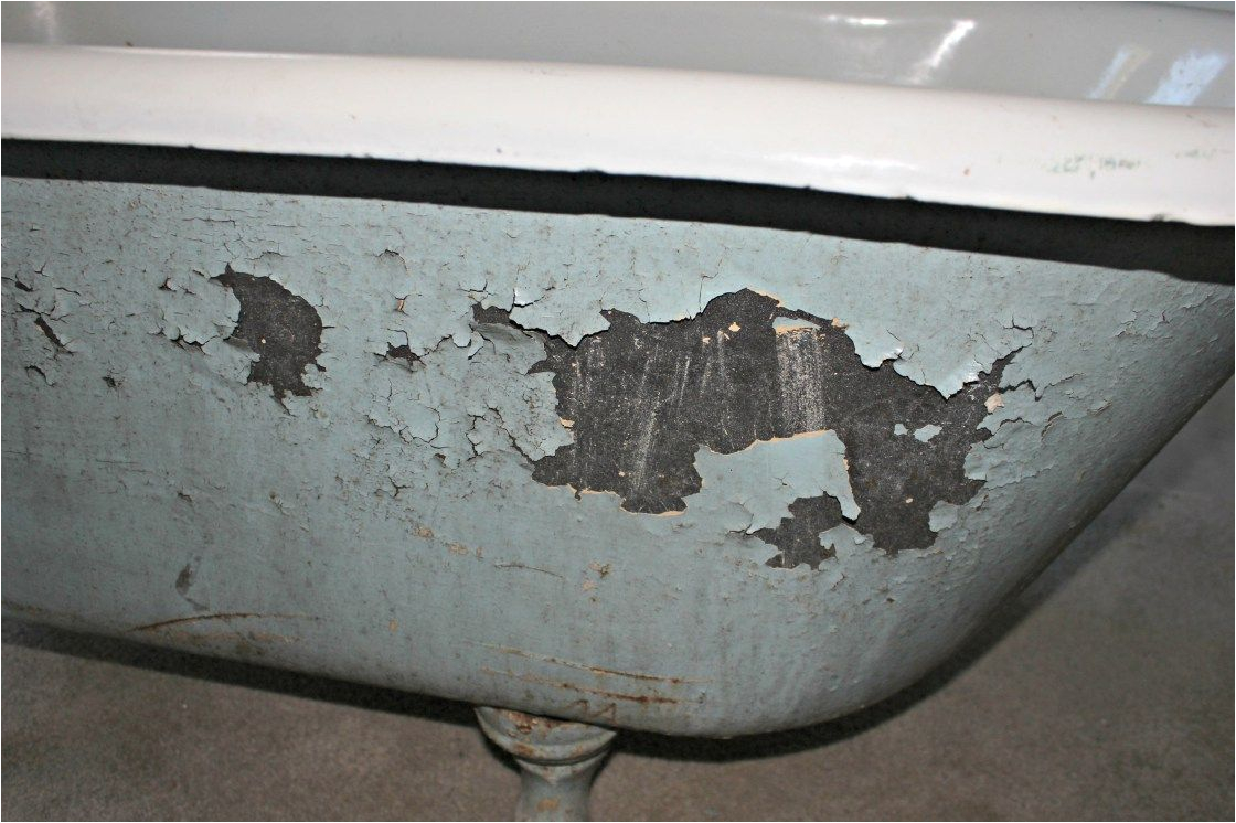 Painting Clawfoot Bathtub Step by Step Guide On How to Clean and Paint An Old