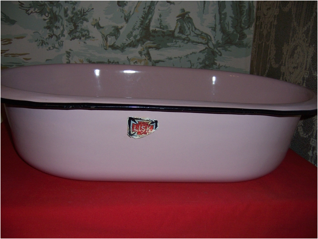 Pink Enamel Baby Bathtub Vintage Porcelain Enamel Pink Baby Bath Tub 28"x18"x7