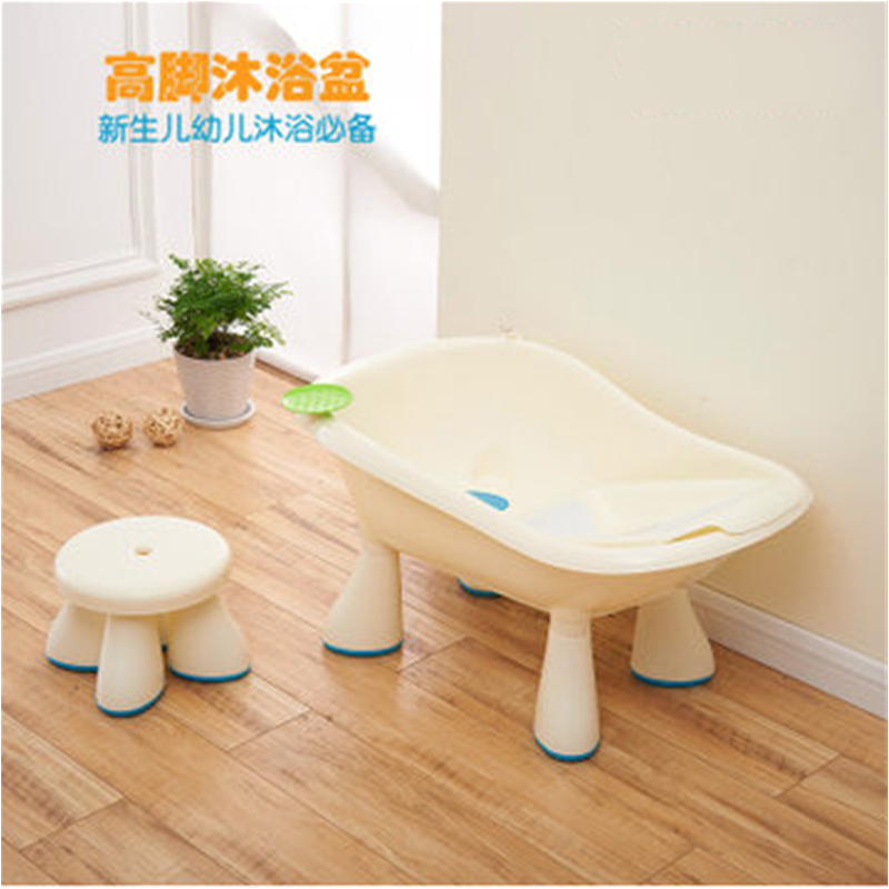 plastic baby bathtub