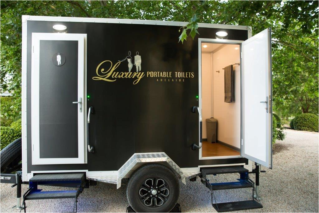 luxury toilet hire