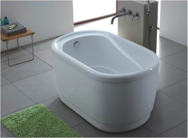 Small Freestanding Bathtubs Uk Tiny Bathtub Under 4 Long Living Small In 2019