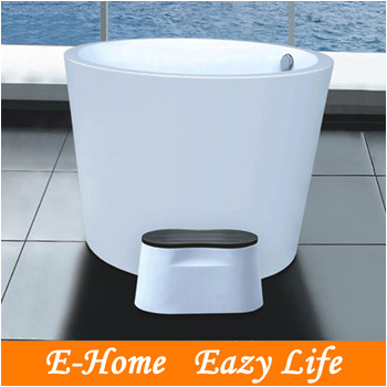 very small round deep bathtubs freestanding