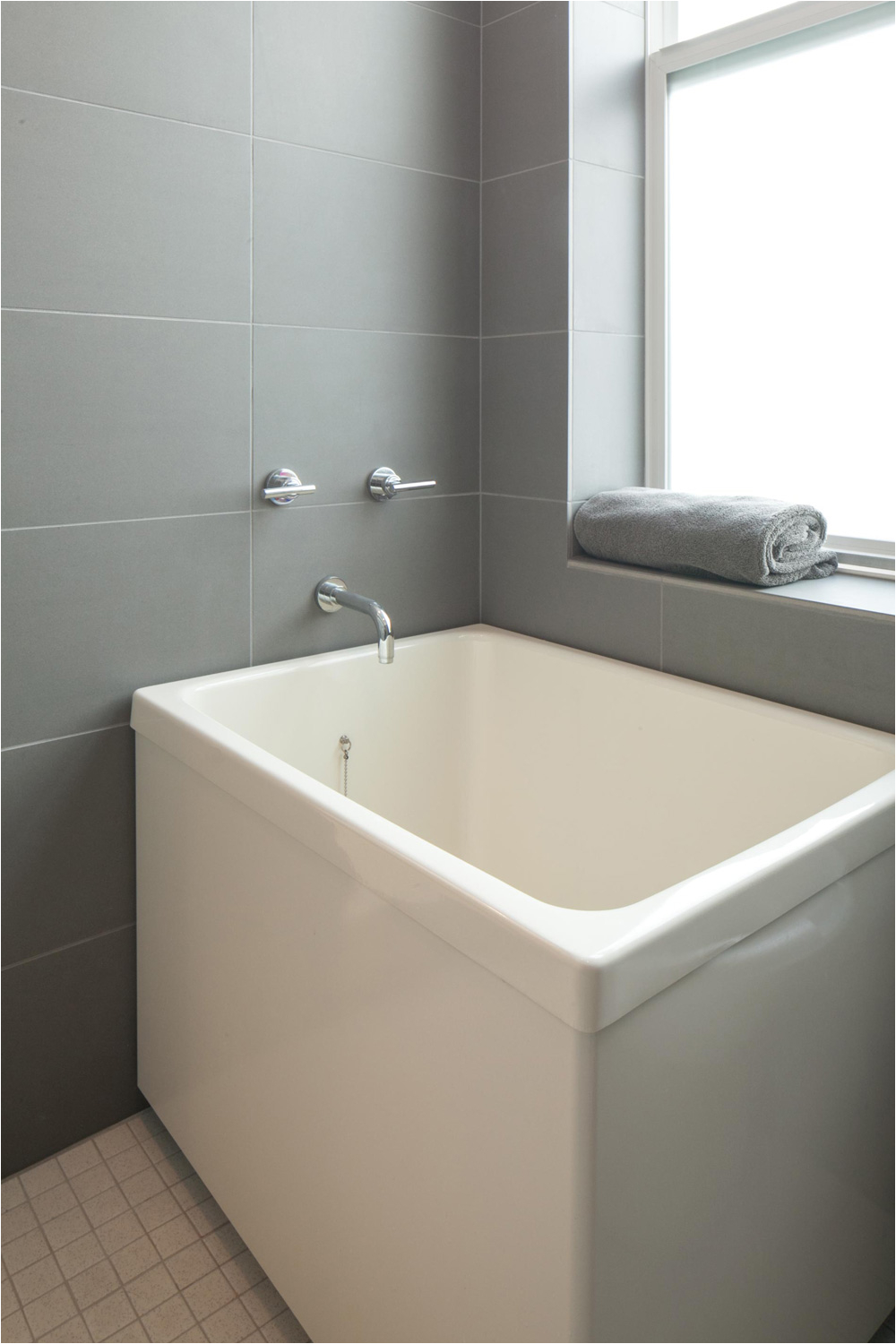 ofuro soaking tubs