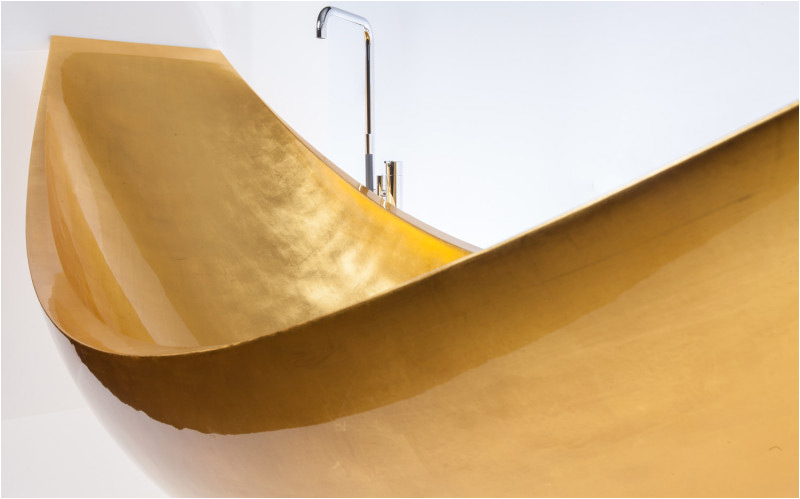soak in the gold vessel hammock bath tub