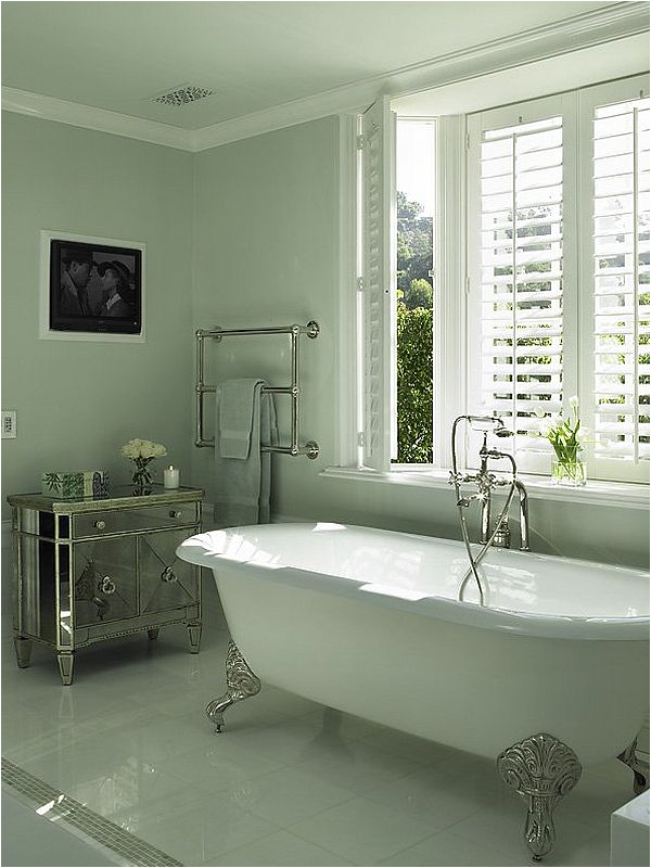 different types of bathtubs
