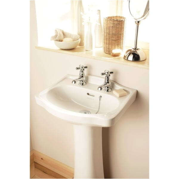 heritage rhyland traditional bathroom suite p1958