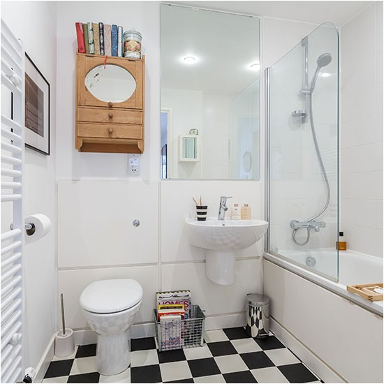 monochrome vintage style bathroom