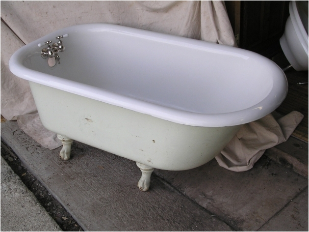 vintage clawfoot tub for sale
