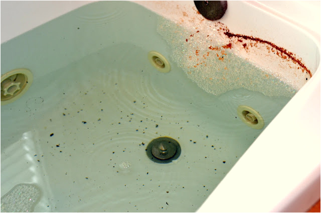 how to clean your jetted tub