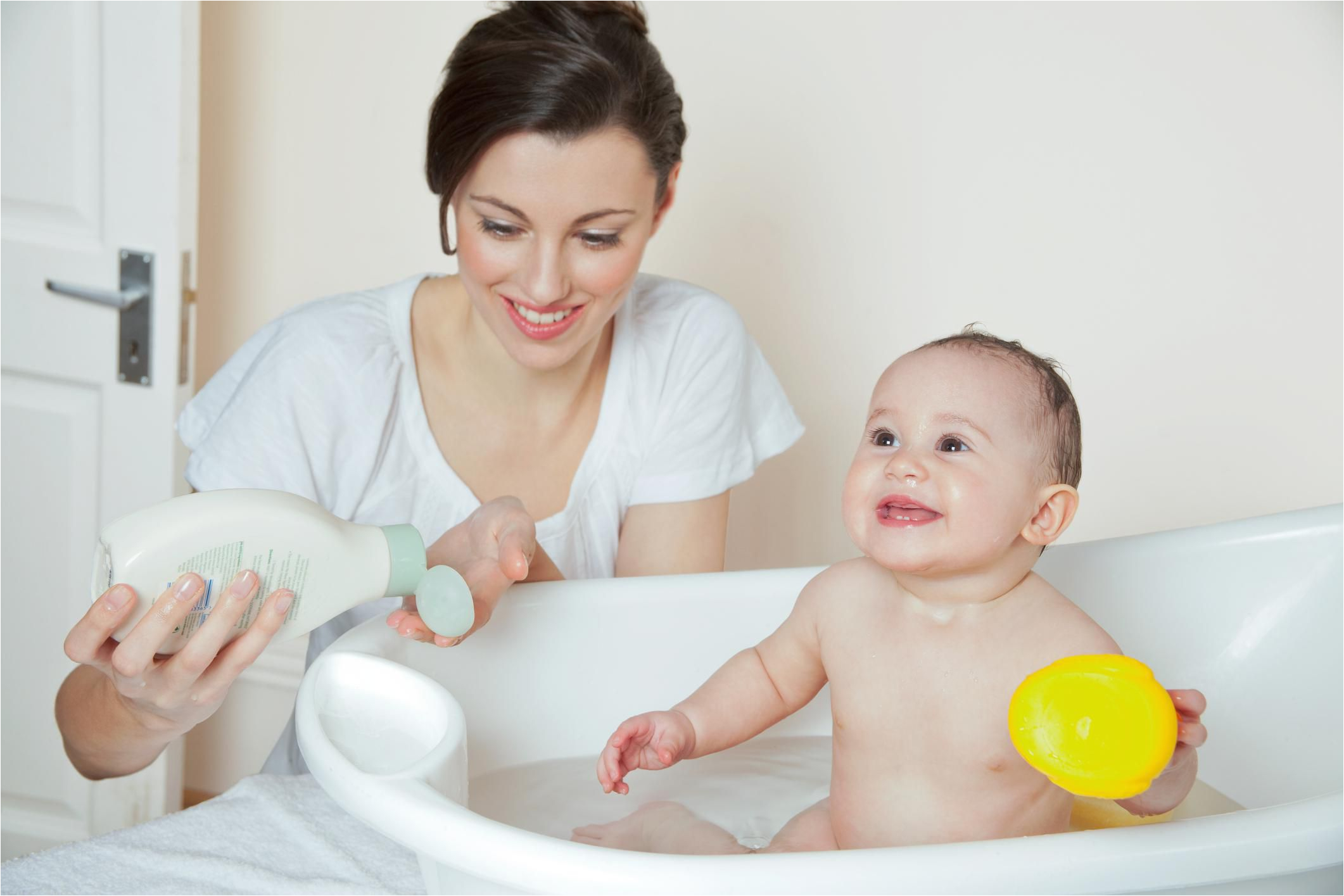 when should i stop using a baby bath