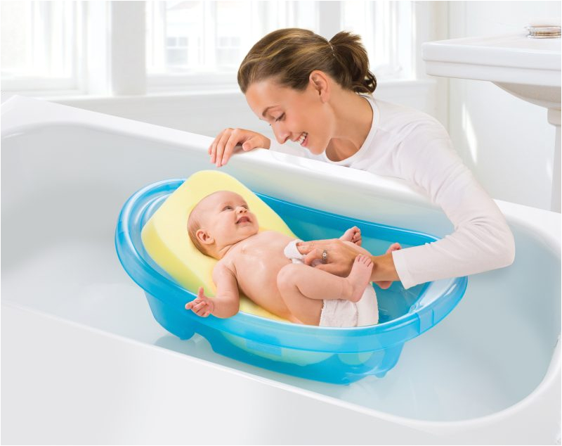 bathing your newborn