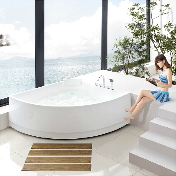 corner whirlpool tub small bathroom