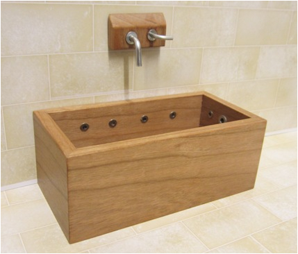 Japanese style wooden bathtub PVFqTXdBRE14b0RkalZIWnZKSGM