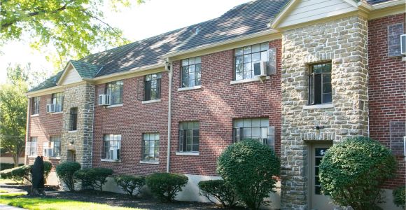 2 Bedroom Apartments for Rent In Hyde Park Cincinnati Hyde Park Commons Apartments Cmc Properties