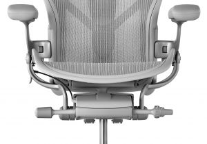 Aeron Task Chair Sizes Herman Miller Updates Iconic Aeron Office Chair Pinterest Office
