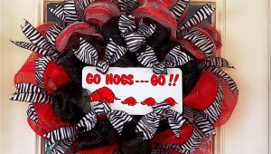 Arkansas Razorback Decorating Ideas Arkansas Razorback Wreath Made with Deco Mesh Zebra Ribbon Go Hogs