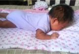 Baby 4 Months Bathtub 1 Month Old Baby Tummy Time before Bath