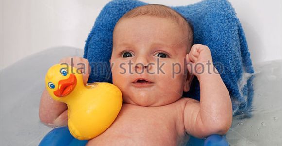 Baby Bath Tub 6 Month Old Two Boys In Bathtub Stock S & Two Boys In Bathtub
