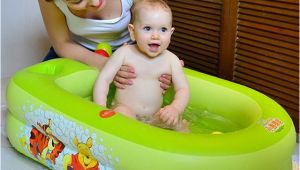 Baby Bath Tub with Pump High Quality Inflatable Baby Tub with Foot Pump Food Grade