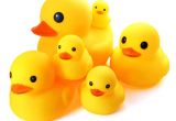 Baby Bathtub Ducks Novelty Place Float and Squeak 6 Rubber Duck Family Pack