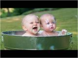 Baby Bathtub for Twins 100 Jokes – Stuff to Share