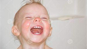 Baby Bathtub Laughing Baby Laughing In Bathtub Royalty Free Stock Image