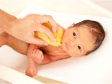Baby Bathtub Sponge Razones Para No Bañar Al Recién Nacido Las Primeras 24